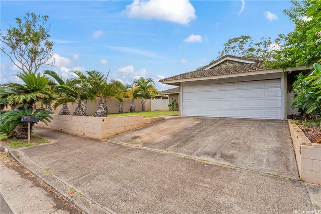 94-367 Hokuahiahi Street, Mililani, HI 96789