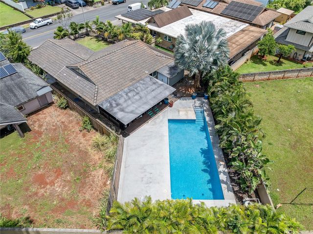 94-367 Hokuahiahi Street, Mililani, HI 96789