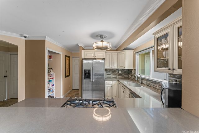 94-367 Hokuahiahi Street, Mililani, HI 96789
