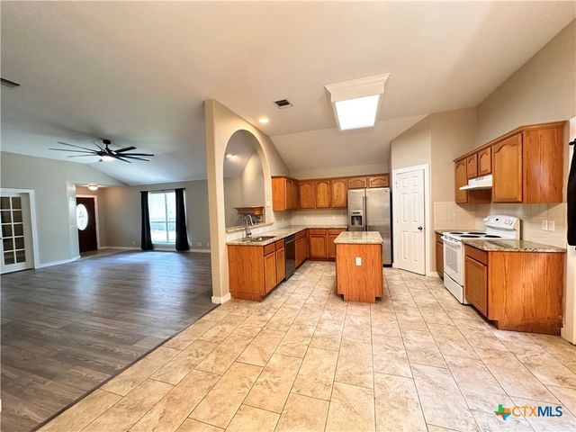 2029 Northview Drive, San Marcos, TX 78666