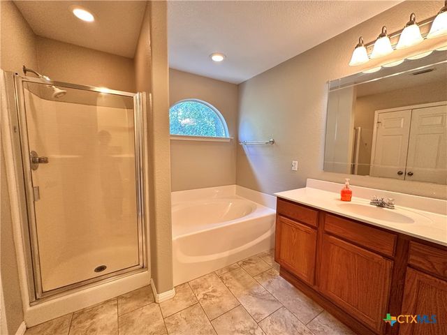 2029 Northview Drive, San Marcos, TX 78666