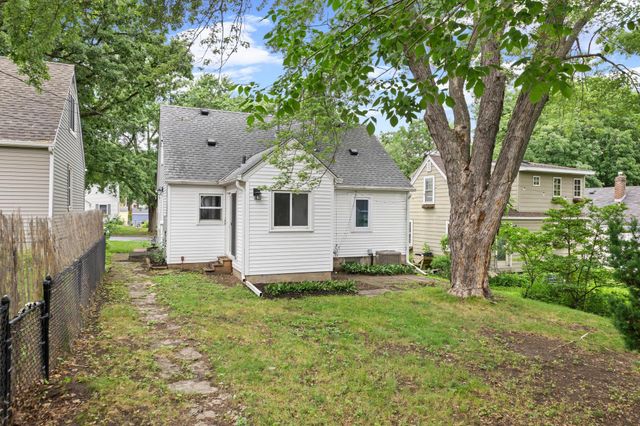 2729 Hampshire Avenue S, Saint Louis Park, MN 55426