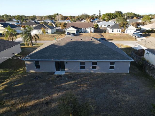 314 SW Ray Ave, Port St. Lucie, FL 34983