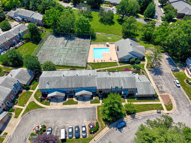 1214 Inverary Ct, Louisville, KY 40222