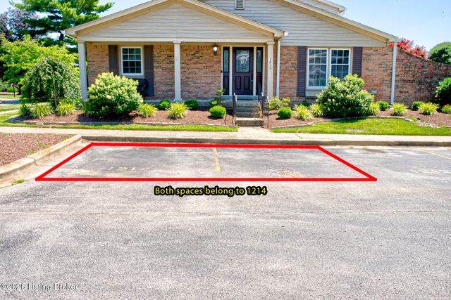 1214 Inverary Ct, Louisville, KY 40222
