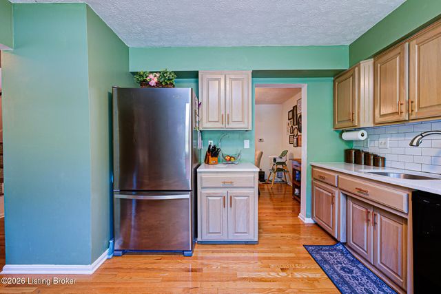 1214 Inverary Ct, Louisville, KY 40222