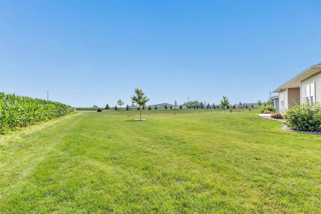 422 TOMS WAY, Luxemburg, WI 54217