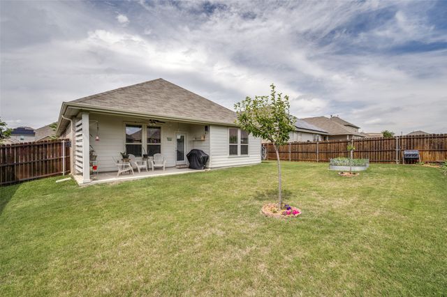 413 Wiggins Way, Van Alstyne, TX 75495