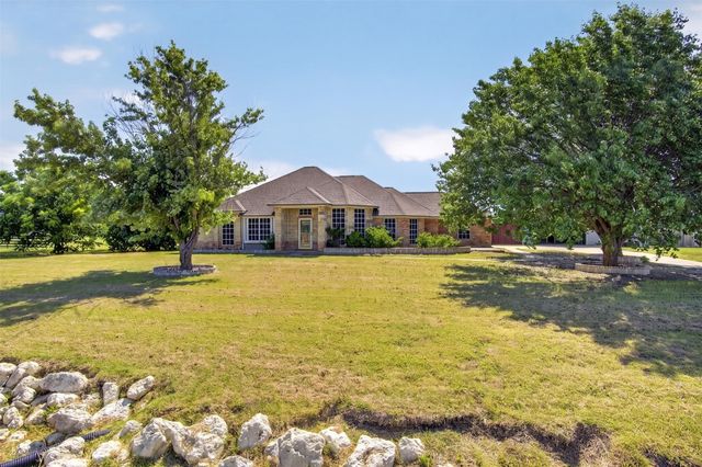 7851 Mavis Avenue, Waxahachie, TX 75167