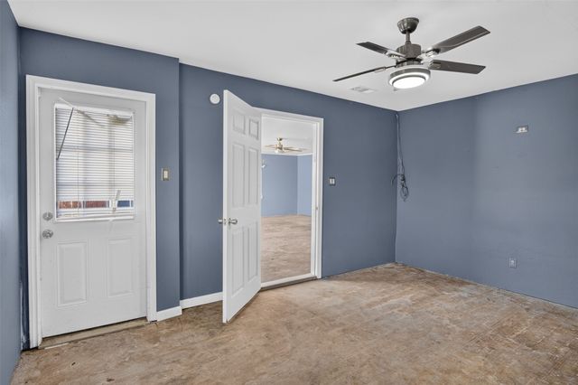 7851 Mavis Avenue, Waxahachie, TX 75167