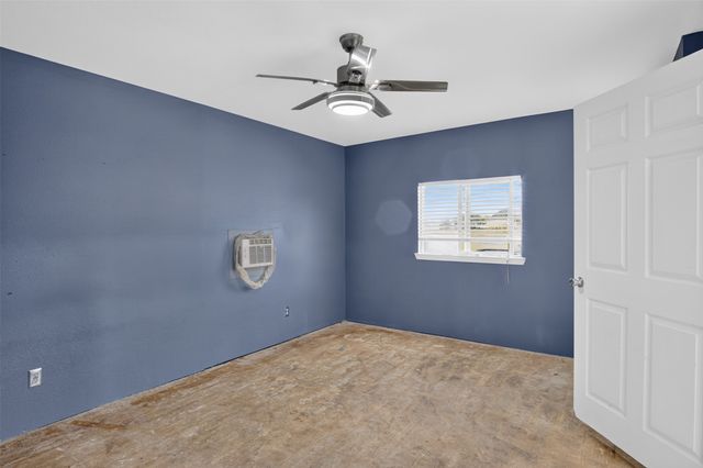 7851 Mavis Avenue, Waxahachie, TX 75167