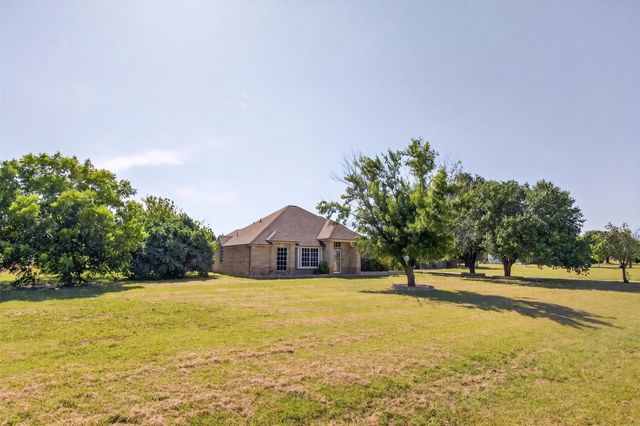 7851 Mavis Avenue, Waxahachie, TX 75167