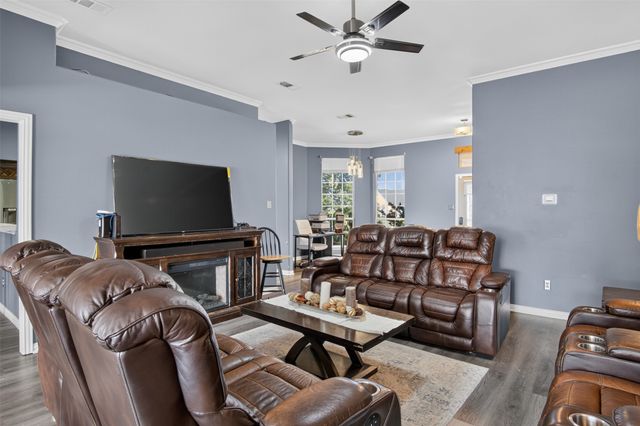 7851 Mavis Avenue, Waxahachie, TX 75167