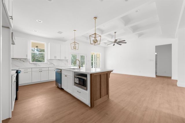 24651 Sligo Street, Hempstead, TX 77445