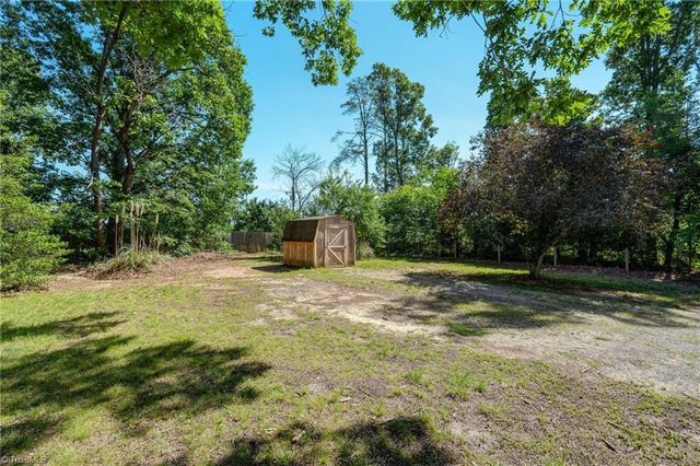 7281 US Highway 158, Reidsville, NC 27320