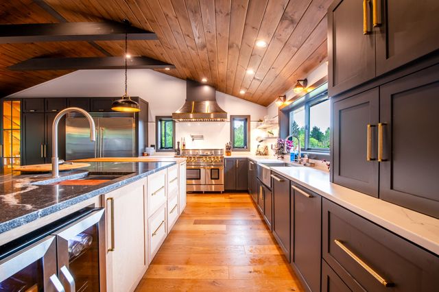 41 Sweetwood Farms Way, Lake Placid, NY 12946