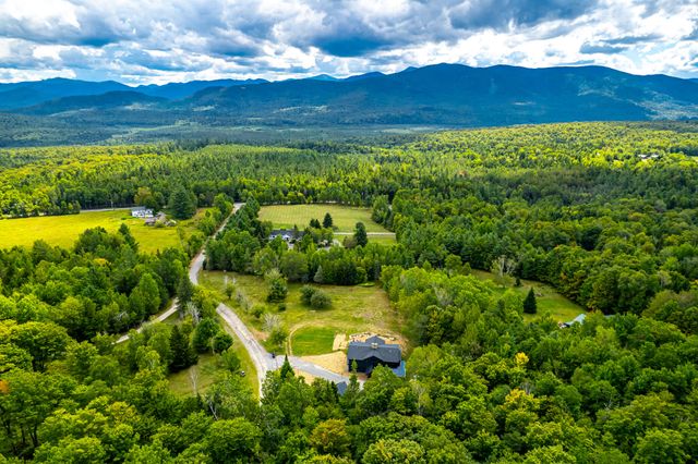 41 Sweetwood Farms Way, Lake Placid, NY 12946