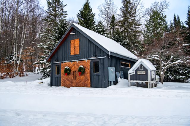 41 Sweetwood Farms Way, Lake Placid, NY 12946