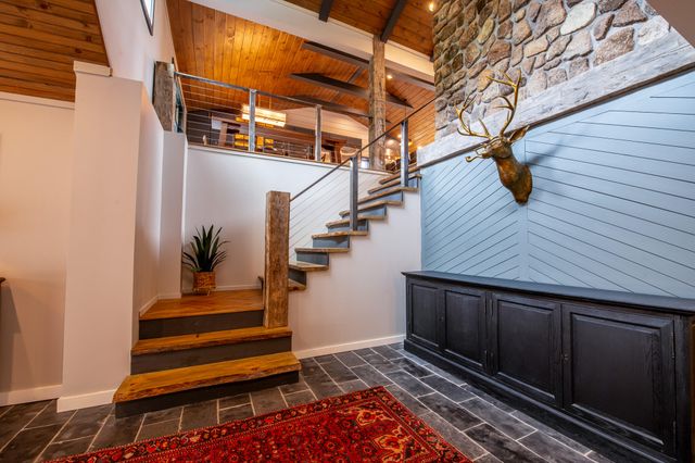 41 Sweetwood Farms Way, Lake Placid, NY 12946