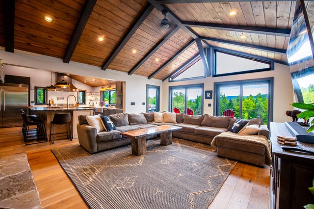 41 Sweetwood Farms Way, Lake Placid, NY 12946