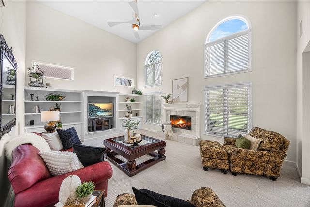 1692 Sauk Drive, Batavia, IL 60510