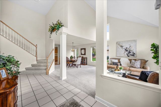 1692 Sauk Drive, Batavia, IL 60510