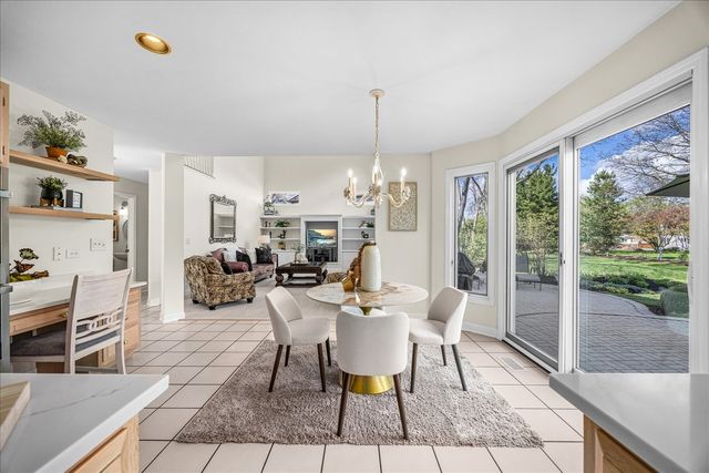 1692 Sauk Drive, Batavia, IL 60510