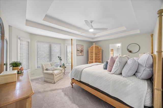 1692 Sauk Drive, Batavia, IL 60510