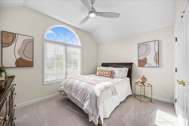 1692 Sauk Drive, Batavia, IL 60510