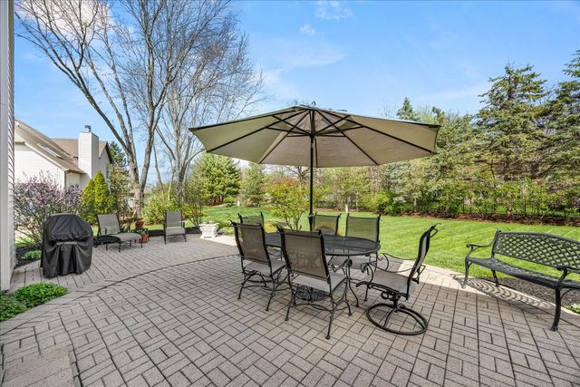 1692 Sauk Drive, Batavia, IL 60510