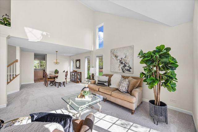 1692 Sauk Drive, Batavia, IL 60510