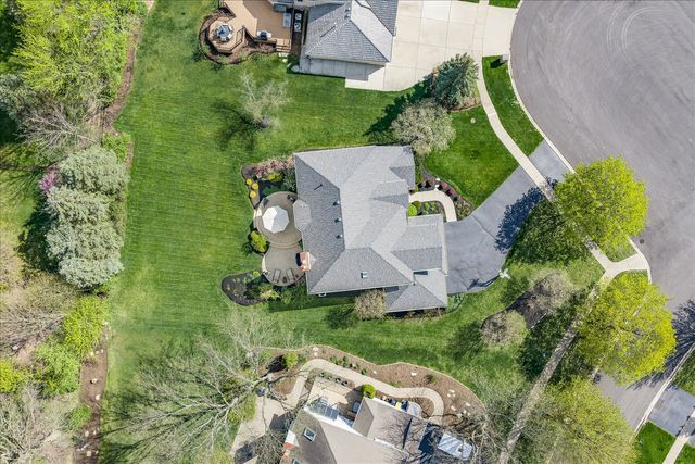 1692 Sauk Drive, Batavia, IL 60510