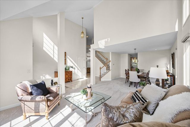 1692 Sauk Drive, Batavia, IL 60510