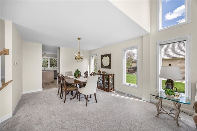 1692 Sauk Drive, Batavia, IL 60510