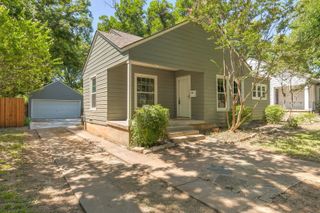 4021 Locke Avenue, Fort Worth, TX 76107
