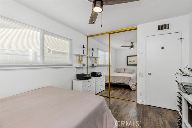 24131 Kittridge, West Hills (los Angeles), CA 91307