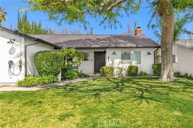 24131 Kittridge, West Hills (los Angeles), CA 91307