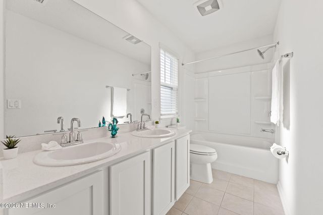 9843 FIDDLEBACK Lane, Jacksonville, FL 32222