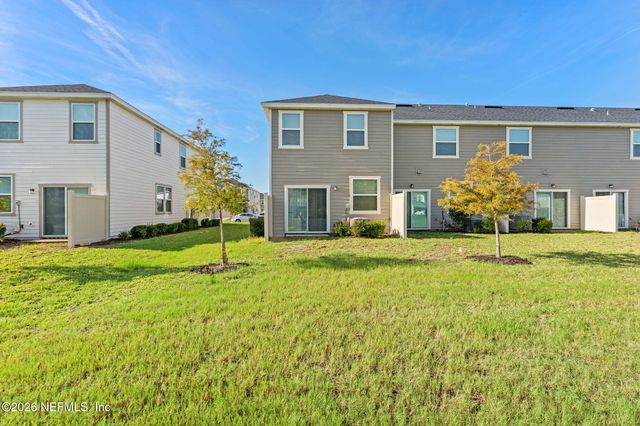 9843 FIDDLEBACK Lane, Jacksonville, FL 32222