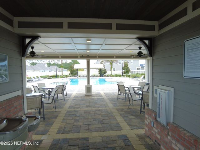 9843 FIDDLEBACK Lane, Jacksonville, FL 32222