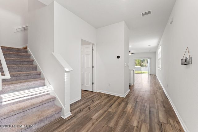 9843 FIDDLEBACK Lane, Jacksonville, FL 32222