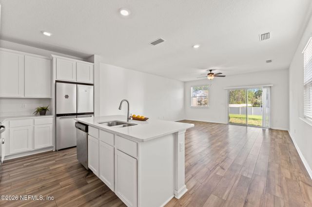 9843 FIDDLEBACK Lane, Jacksonville, FL 32222