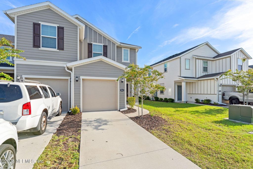 9843 FIDDLEBACK Lane, Jacksonville, FL 32222