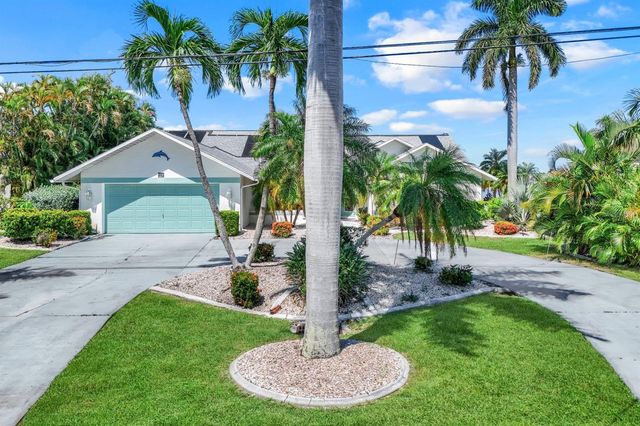 719 EL DORADO PARKWAY W, Cape Coral, FL 33914