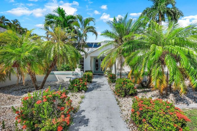 719 EL DORADO PARKWAY W, Cape Coral, FL 33914