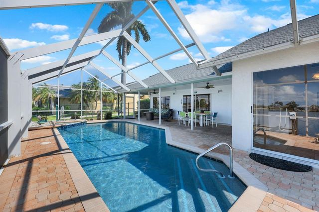 719 EL DORADO PARKWAY W, Cape Coral, FL 33914