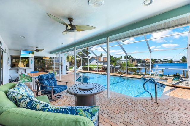 719 EL DORADO PARKWAY W, Cape Coral, FL 33914