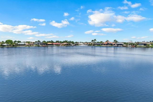 719 EL DORADO PARKWAY W, Cape Coral, FL 33914