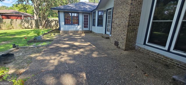 3325 N Quay Drive, Columbus, GA 31909