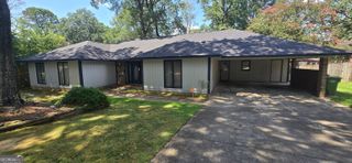 3325 N Quay Drive, Columbus, GA 31909